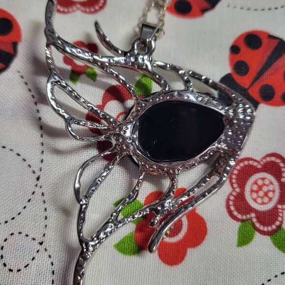 Abalone Shell Silver Angelfish Pendant - Picture 5 of 8